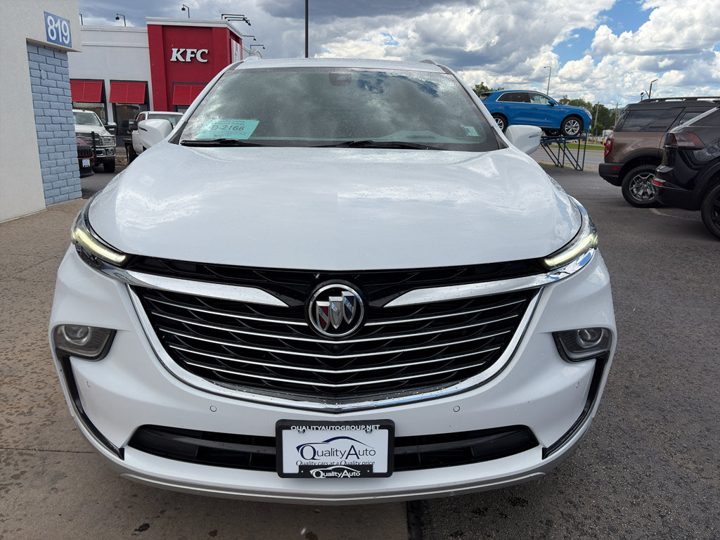 Used 2022 Buick Enclave Premium AWD/4WD image 3