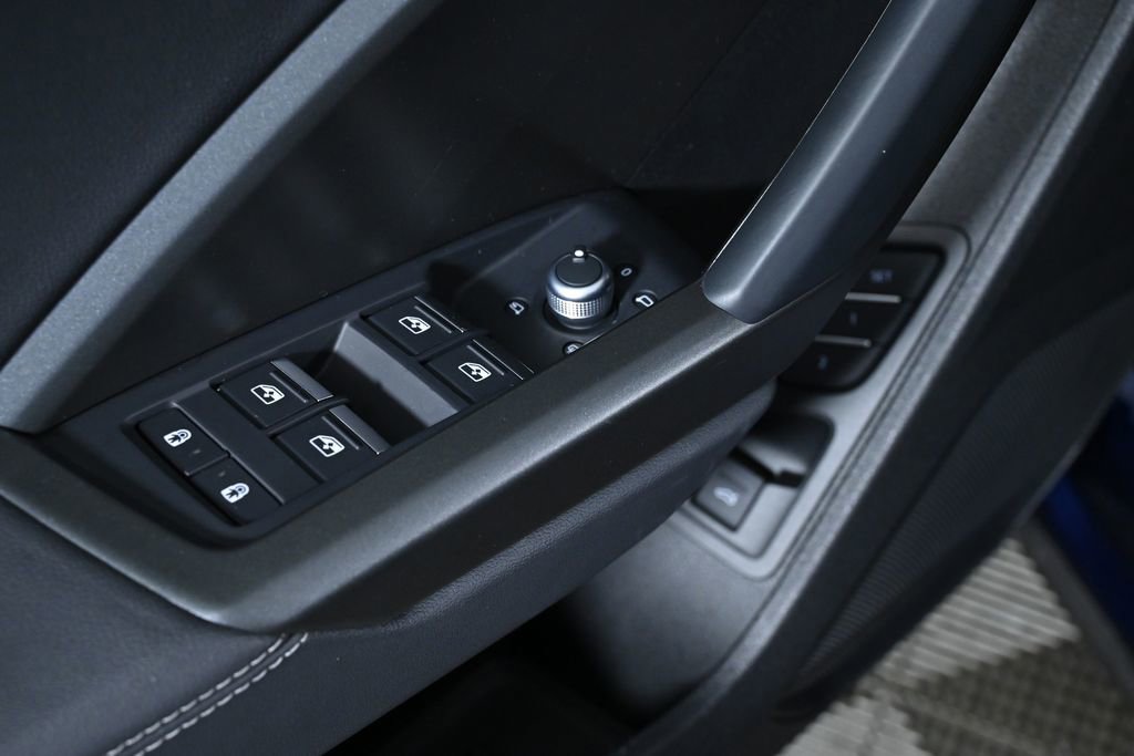 Used 2024 Audi Q3 2.0T Premium Plus w/ Premium Plus Package image 24