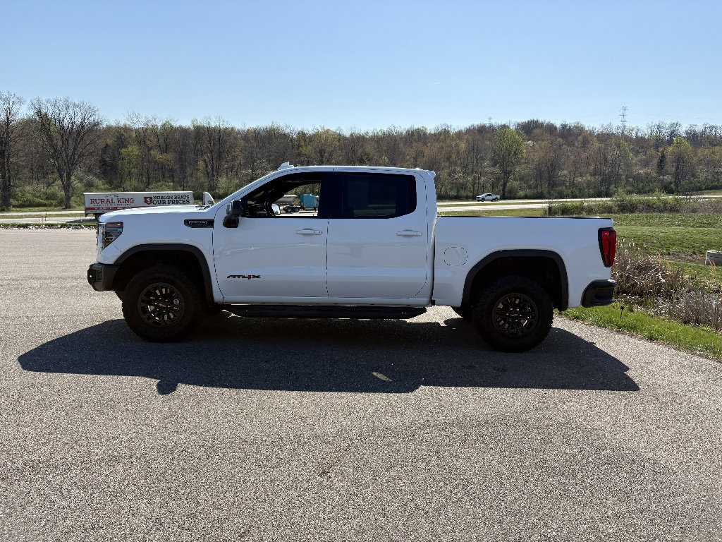 Used 2024 GMC Sierra 1500 AT4X AWD/4WD image 2