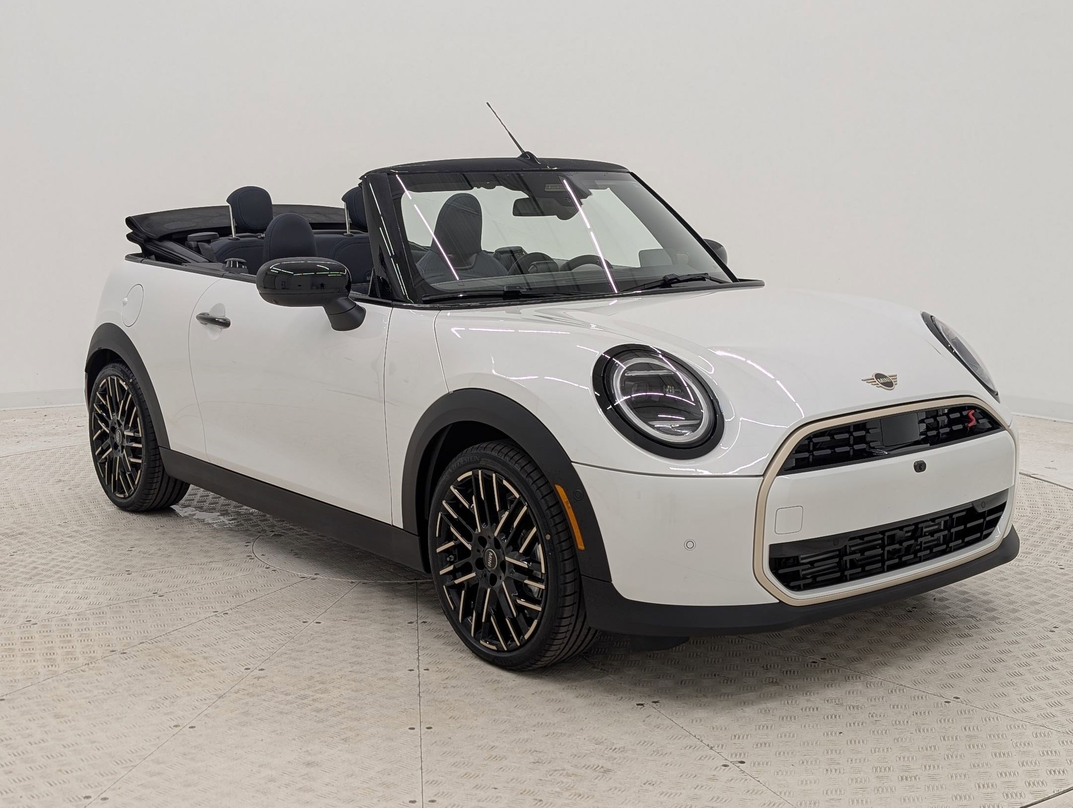 New 2026 MINI Cooper S image 7