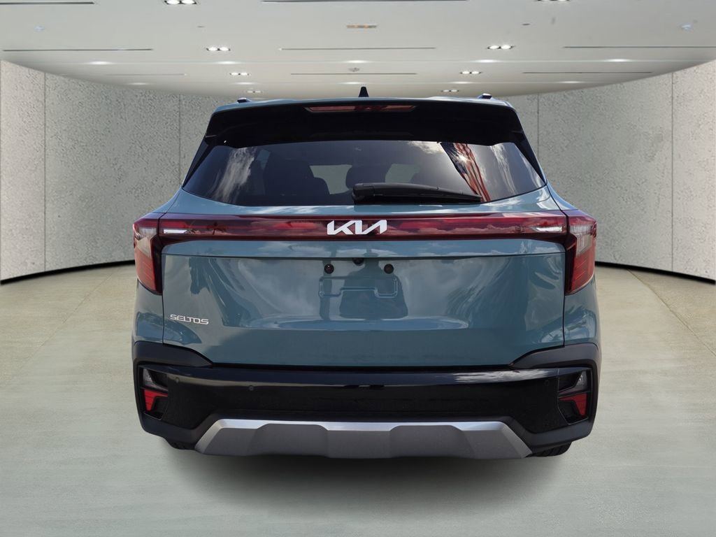 Used 2025 Kia Seltos EX image 4