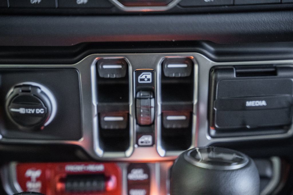 New 2026 Jeep Wrangler Unlimited Rubicon AWD/4WD image 24