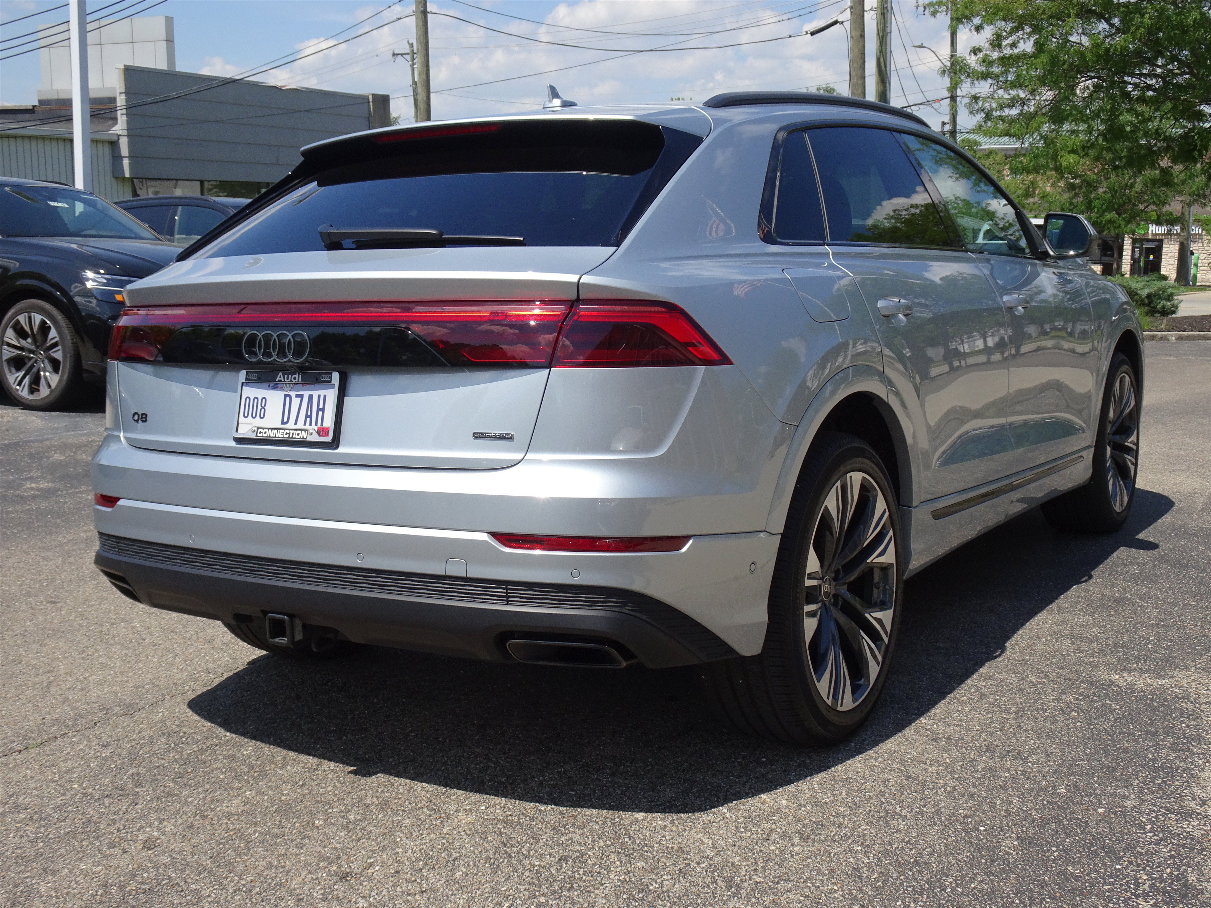 Certified 2025 Audi Q8 Premium AWD/4WD image 5
