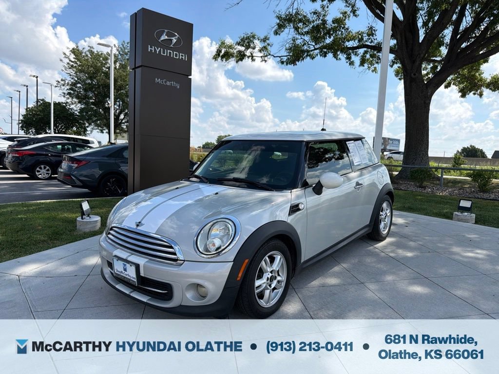 Used 2013 MINI Cooper Hardtop FWD image 1