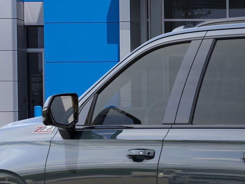 New 2026 Chevrolet Suburban Z71 w/ Comfort Package image 12