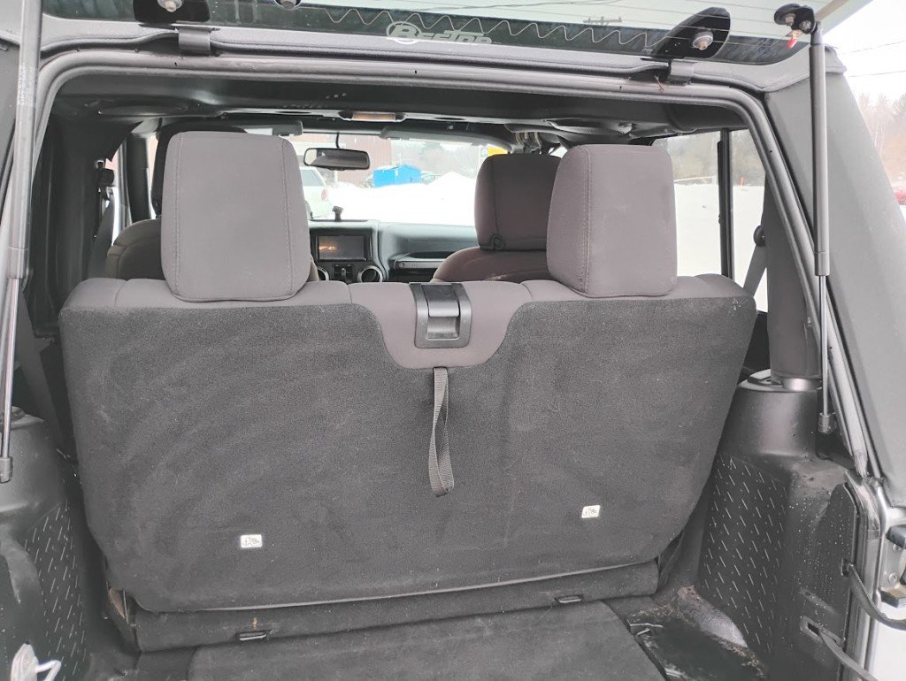 Used 2013 Jeep Wrangler Sport image 11