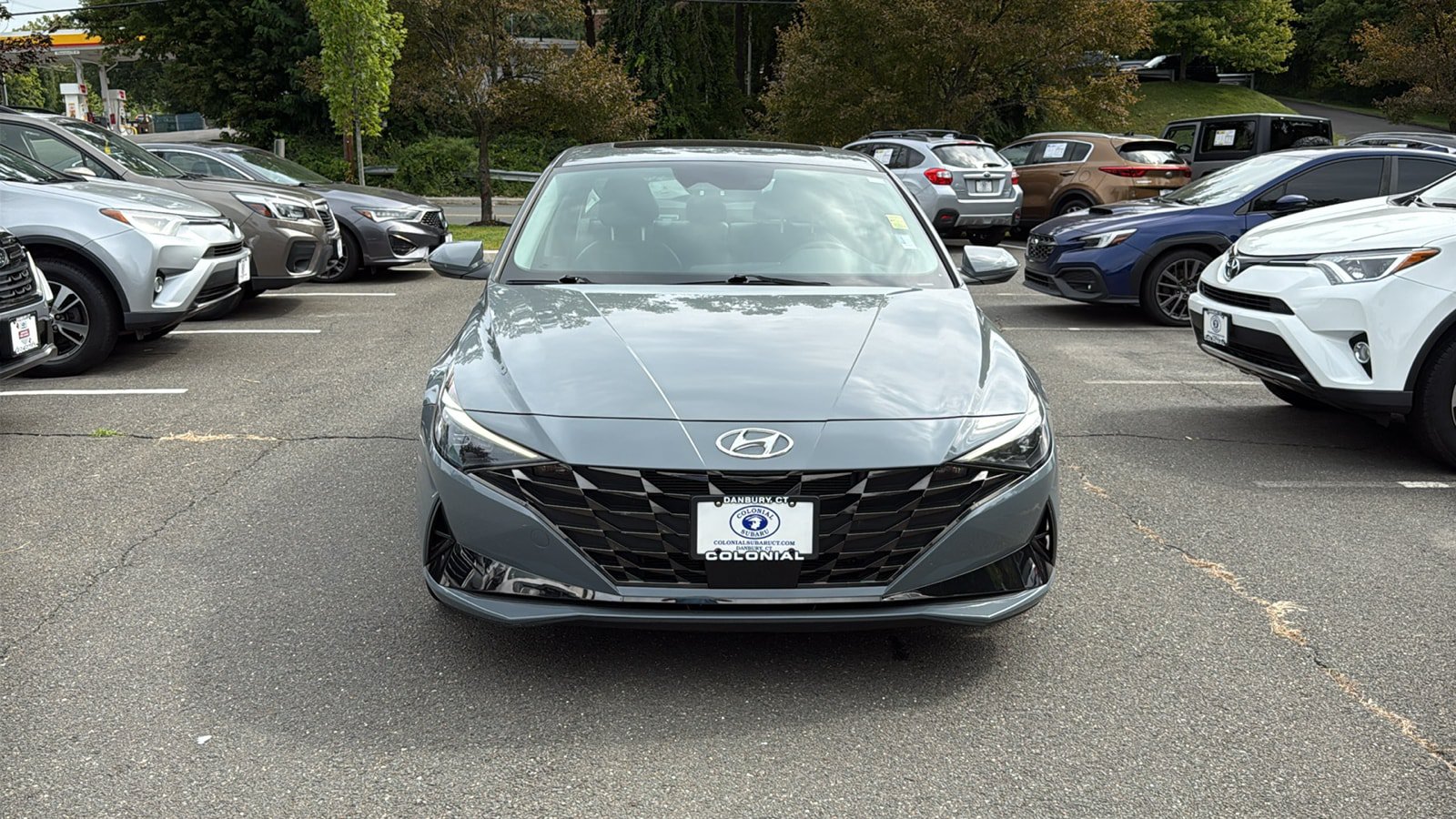 Used 2021 Hyundai Elantra Limited FWD image 4