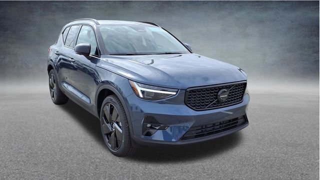 New 2026 Volvo XC40 B5 Ultra w/ Protection Package Premier AWD/4WD image 1