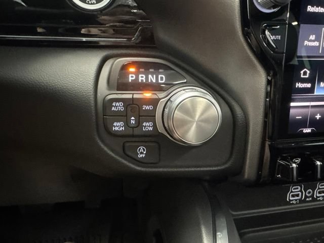 New 2026 RAM 1500 Laramie AWD/4WD image 39