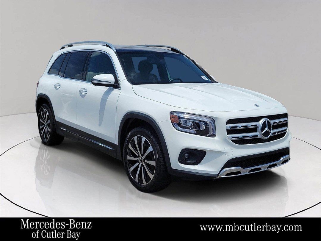 Certified 2022 Mercedes-Benz GLB 250 image 1