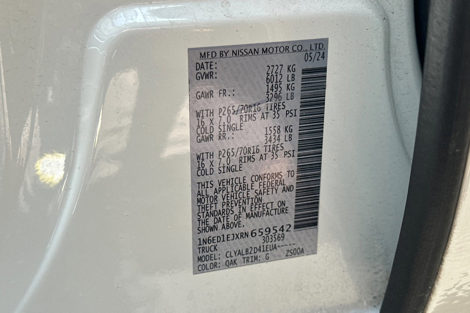 Used 2024 Nissan Frontier SV image 28