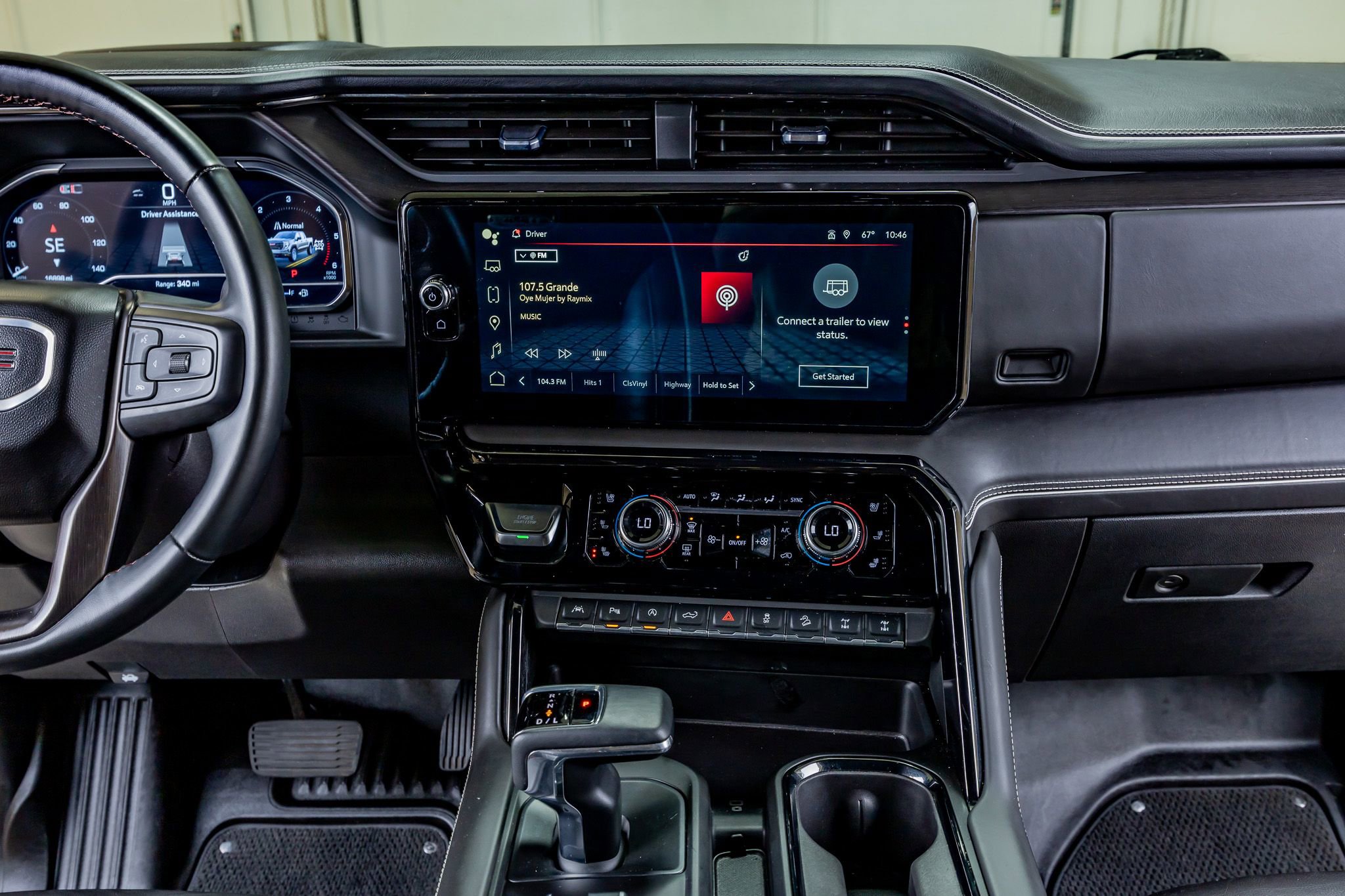 Used 2024 GMC Sierra 1500 AT4X image 23