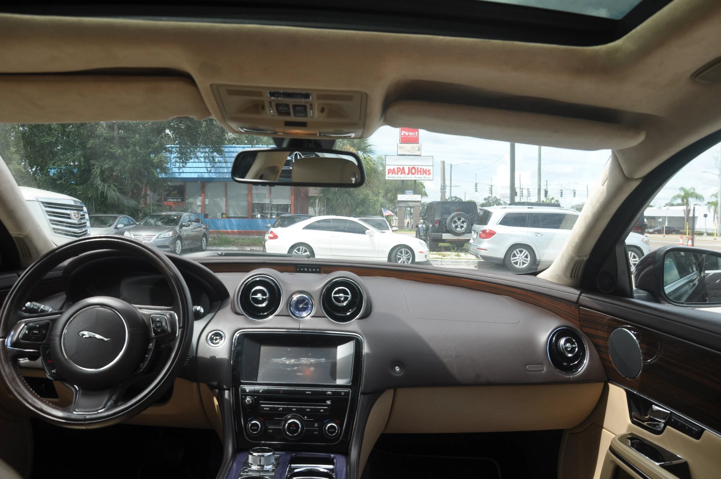 Used 2011 Jaguar XJ L RWD image 21