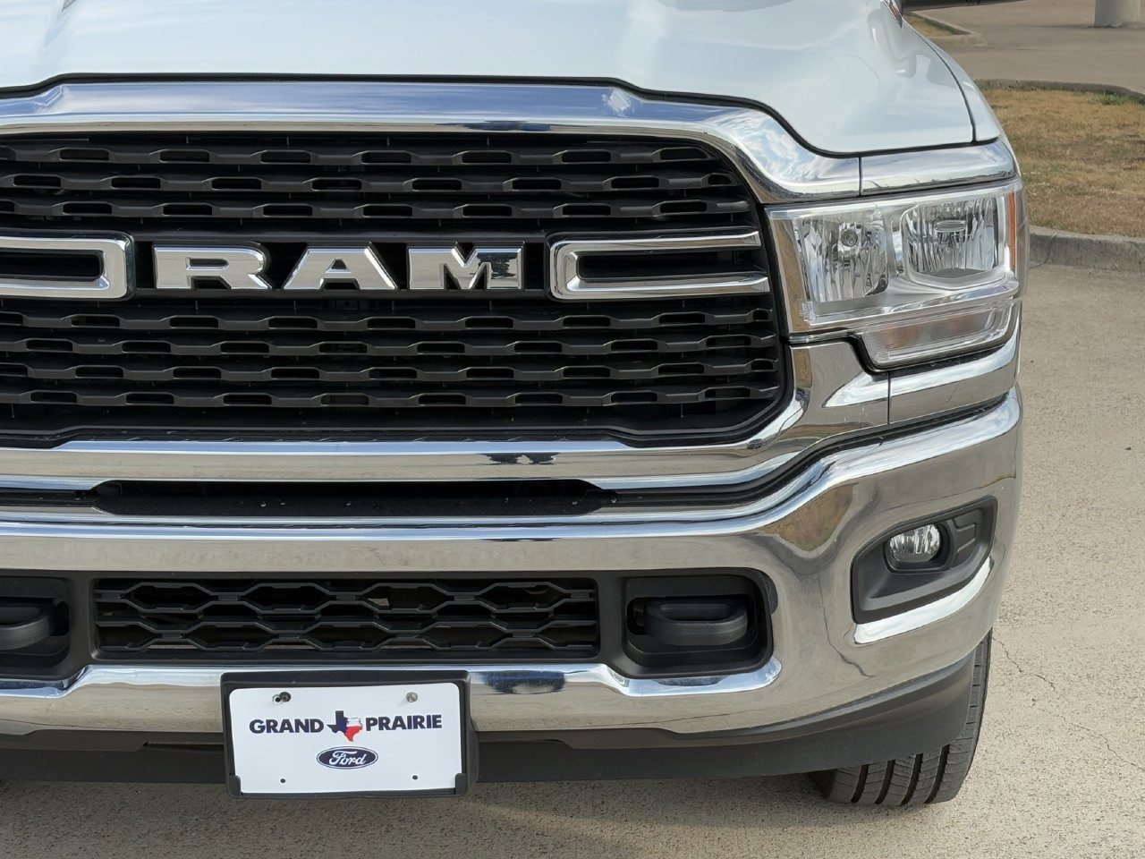 Used 2024 RAM 2500 Big Horn AWD/4WD image 10