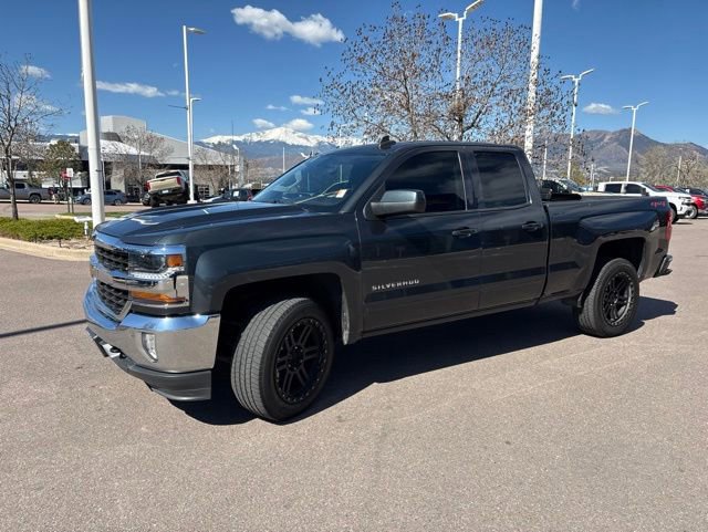 Used 2018 Chevrolet Silverado 1500 LT w/ All Star Edition AWD/4WD image 3