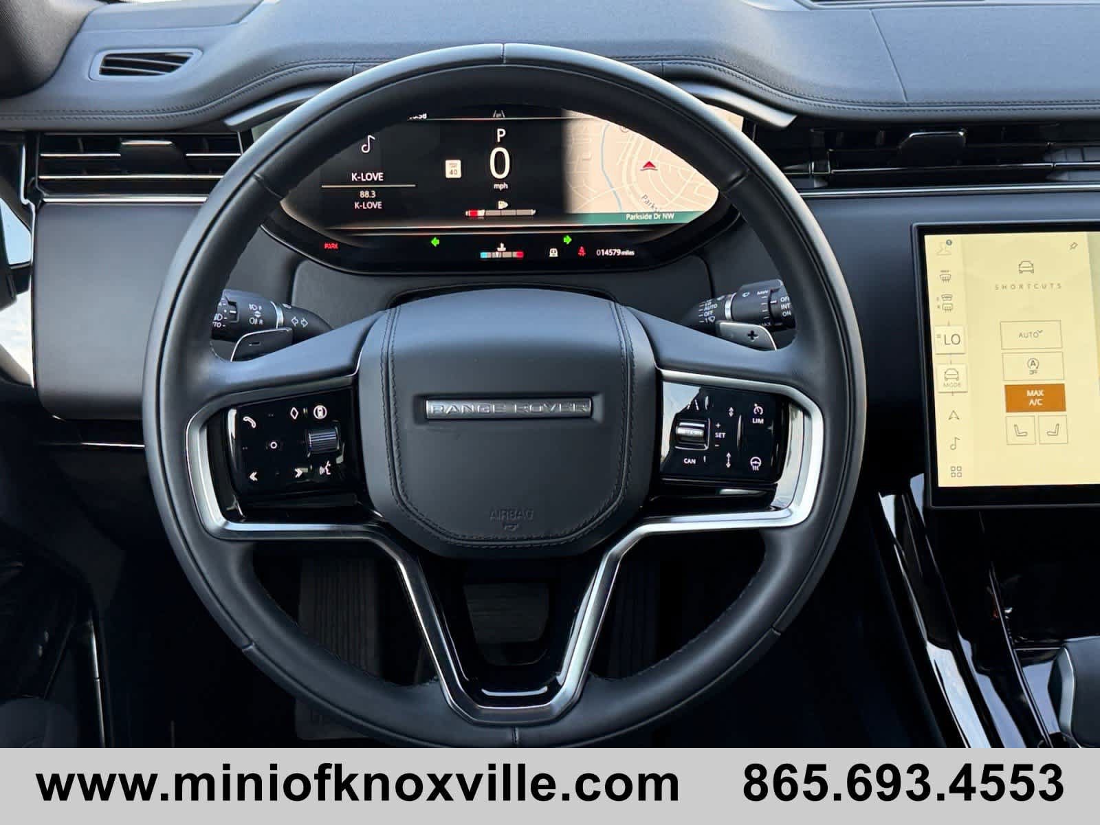 Used 2025 Land Rover Range Rover Sport SE AWD/4WD image 22