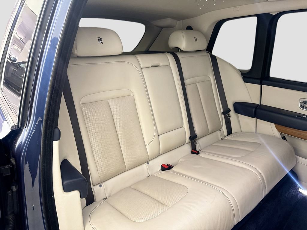 Used 2020 Rolls-Royce Cullinan AWD/4WD image 30