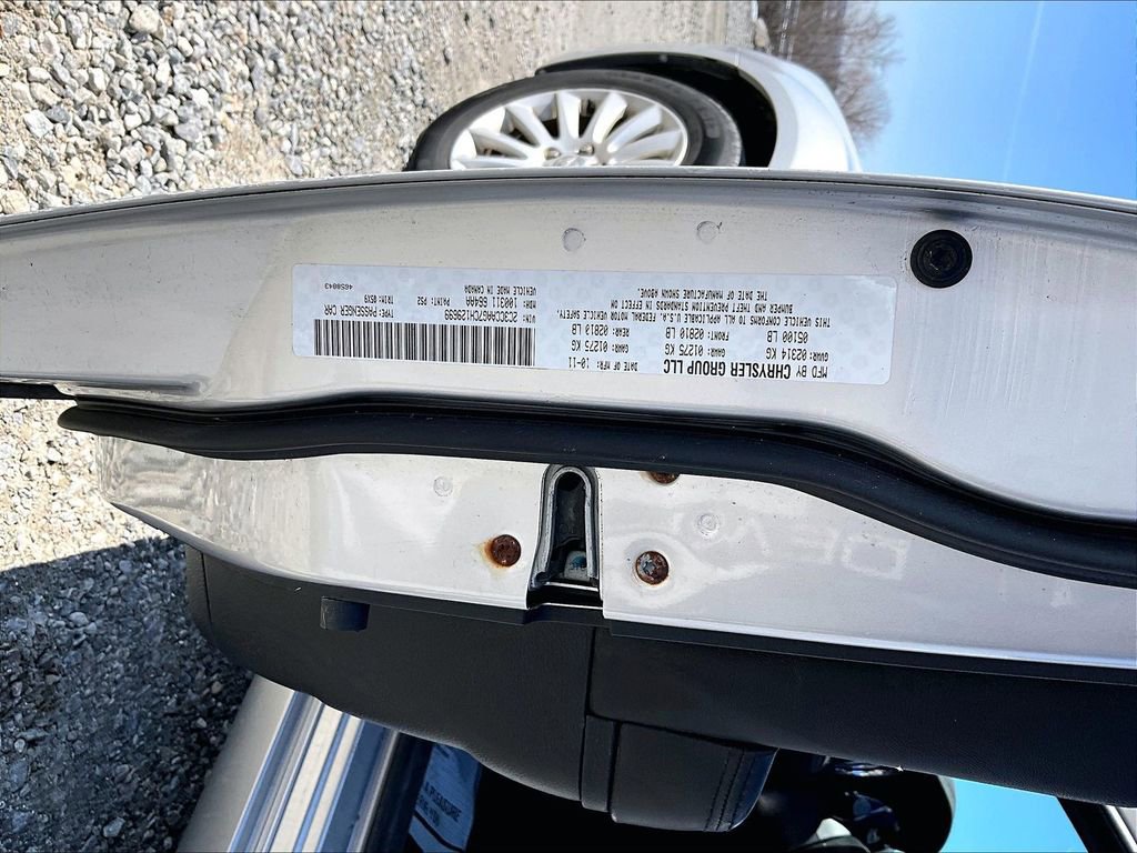 Used 2012 Chrysler 300 image 28