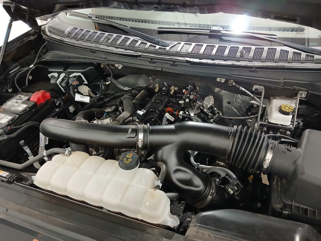 Used 2025 Ford Expedition Active AWD/4WD image 31