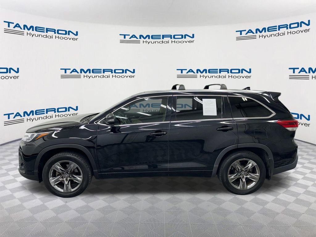 Used 2018 Toyota Highlander Limited Platinum AWD/4WD image 2