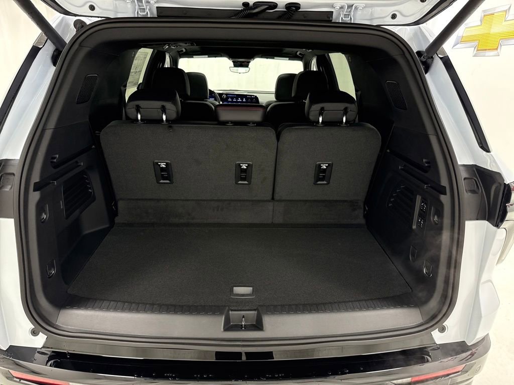 New 2026 Chevrolet Traverse RS image 17