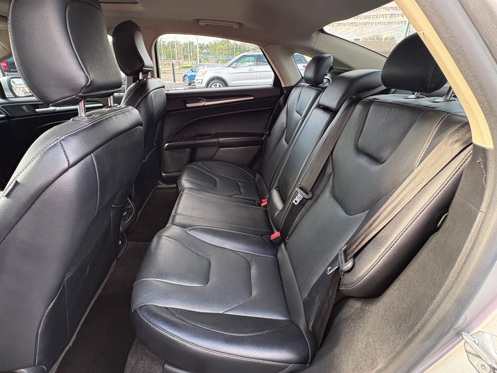 Used 2020 Ford Fusion Titanium FWD image 13
