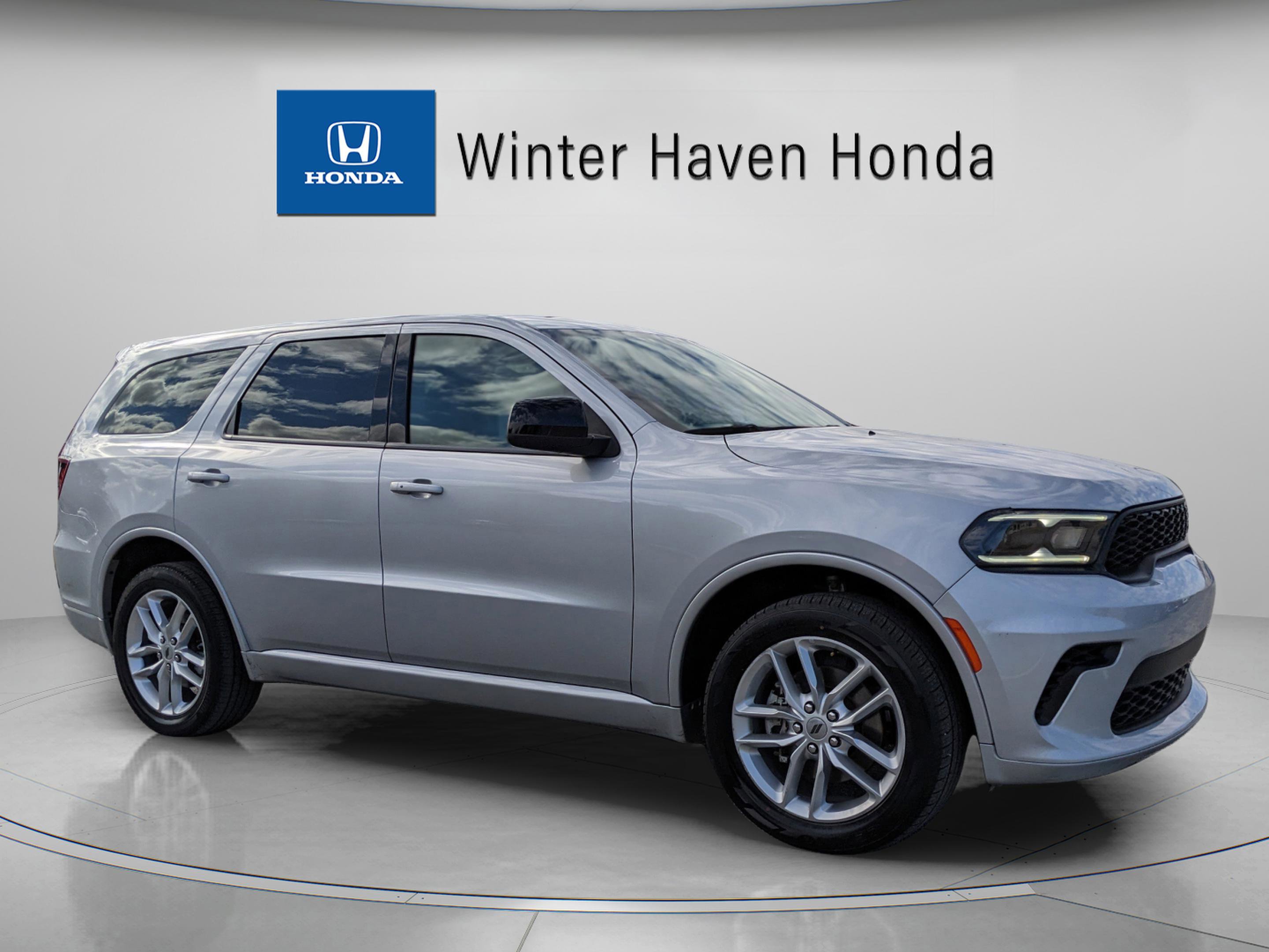 Used 2023 Dodge Durango GT image 1