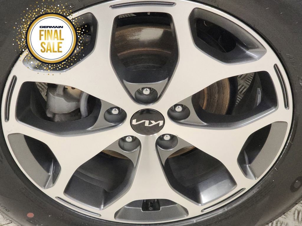 Certified 2022 Kia Telluride EX image 10