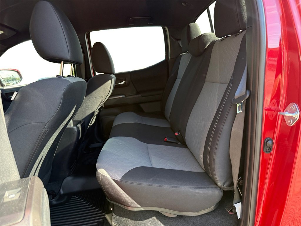 Used 2023 Toyota Tacoma TRD Off-Road w/ Advanced Technology Package image 13