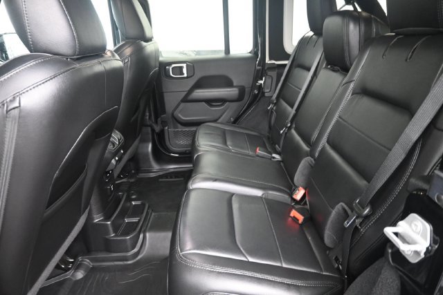 Used 2020 Jeep Wrangler Unlimited Sahara AWD/4WD image 11