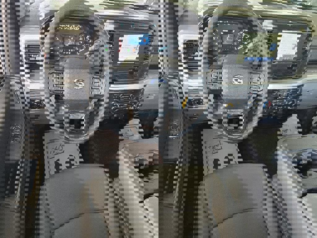New 2026 Ford F350 XL w/ XL Chrome Package image 3