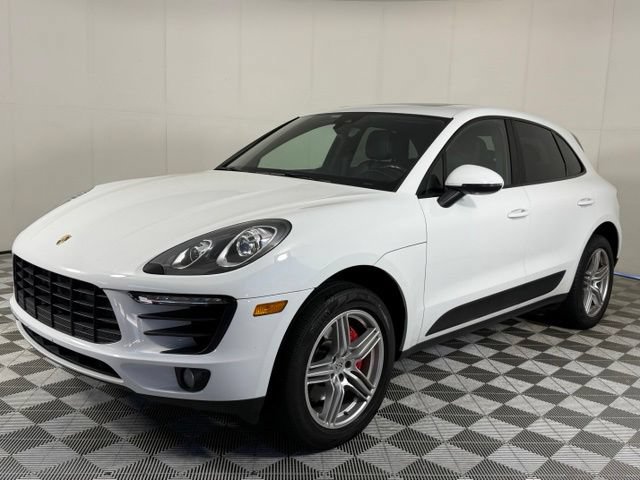 Used 2018 Porsche Macan AWD/4WD image 2