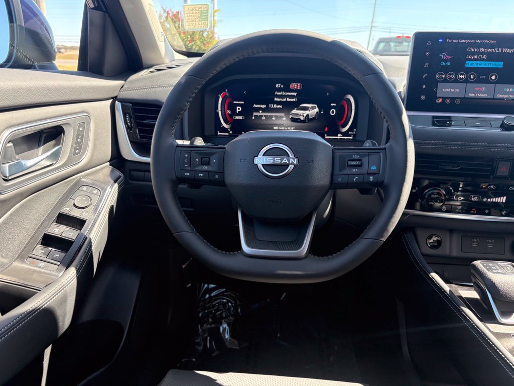 New 2026 Nissan Rogue Platinum AWD/4WD image 18