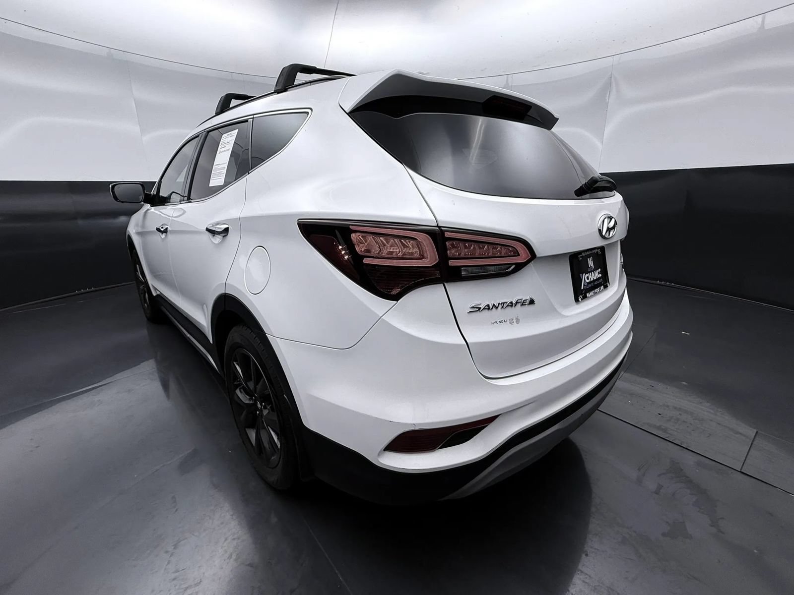 Used 2018 Hyundai Santa Fe Sport w/ 2.0T Ultimate Tech Package 05 AWD/4WD image 5