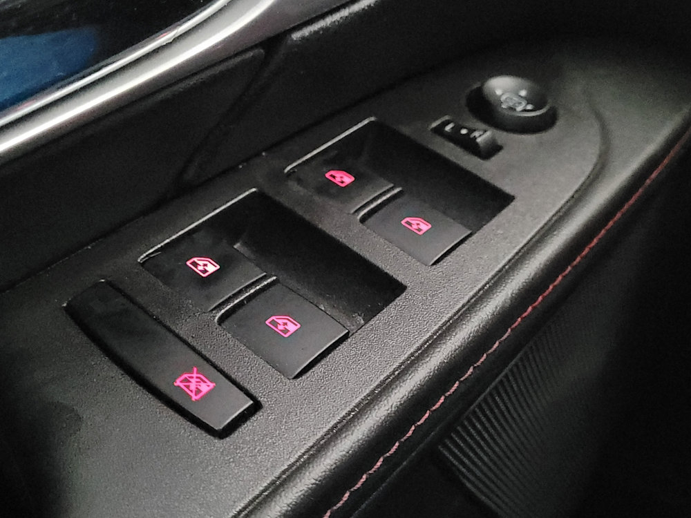 Used 2015 GMC Terrain SLE image 27