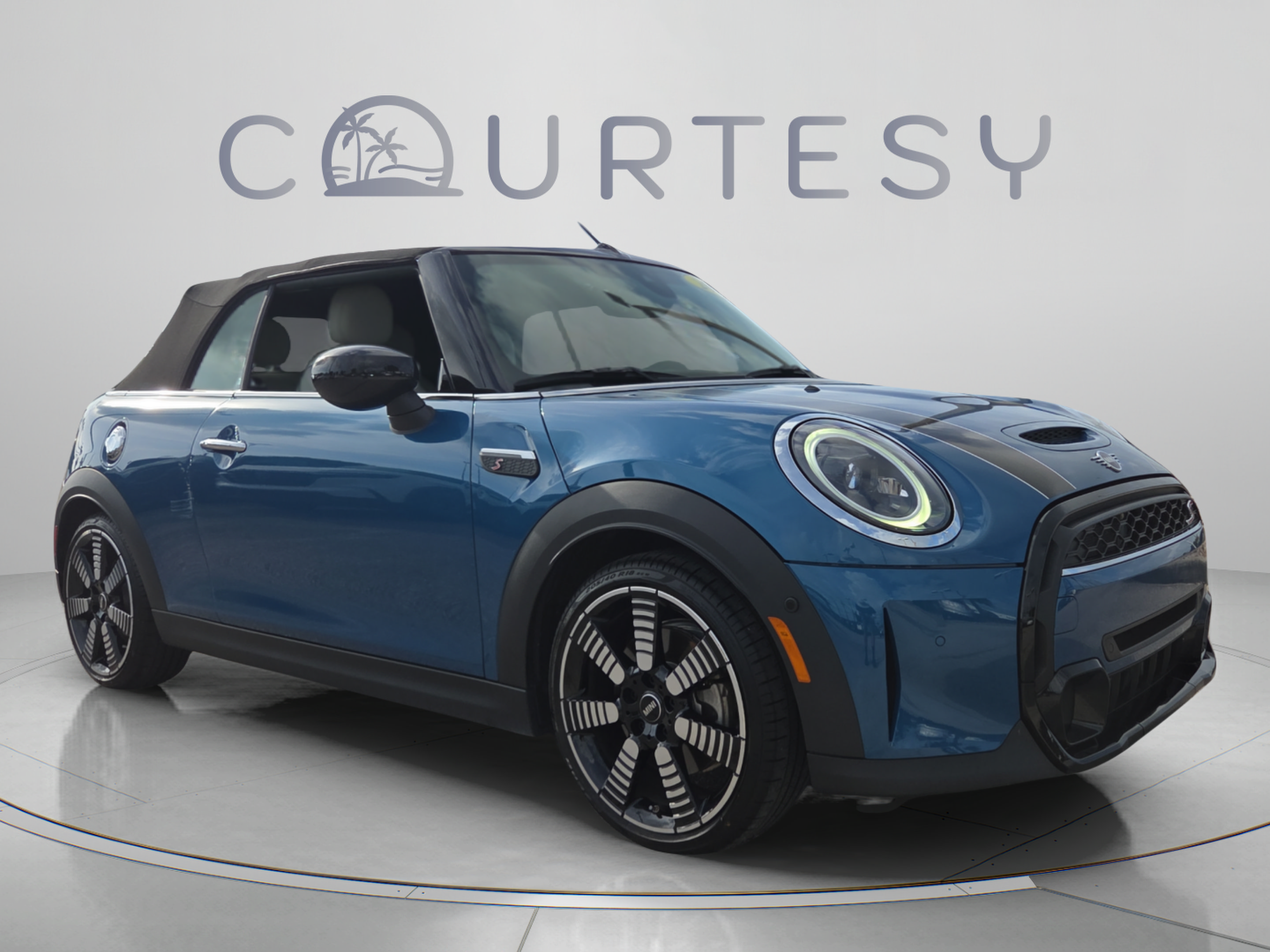Used 2023 MINI Cooper S FWD image 8