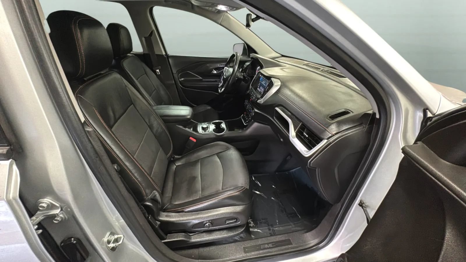 Used 2018 GMC Terrain SLT w/ Preferred Package FWD image 23