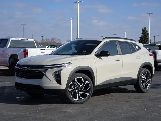 New 2026 Chevrolet Trax RS w/ Driver Confidence Package image 2