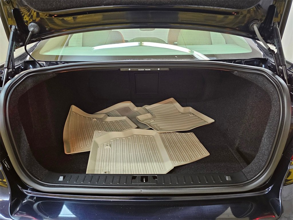 Used 2015 Volvo S80 T6 w/ Climate Package image 14