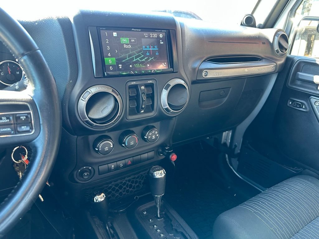 Used 2011 Jeep Wrangler Unlimited Sport AWD/4WD image 15