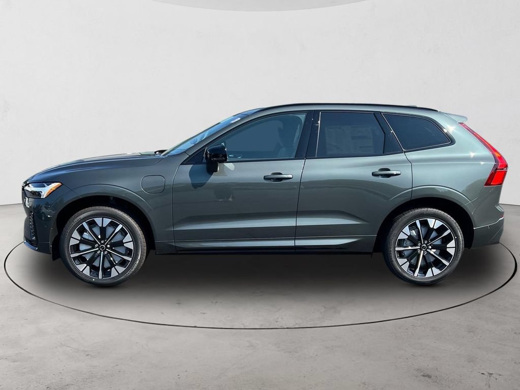 New 2026 Volvo XC60 T8 Plus w/ Protection Package Premier AWD/4WD image 2