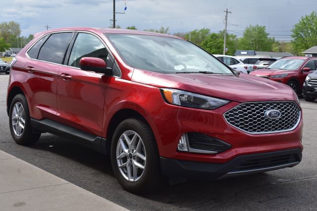 Used 2024 Ford Edge SEL w/ Convenience Package AWD/4WD image 12