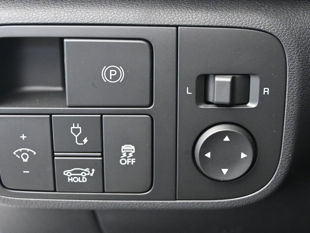 New 2025 Hyundai Ioniq 6 SE image 24