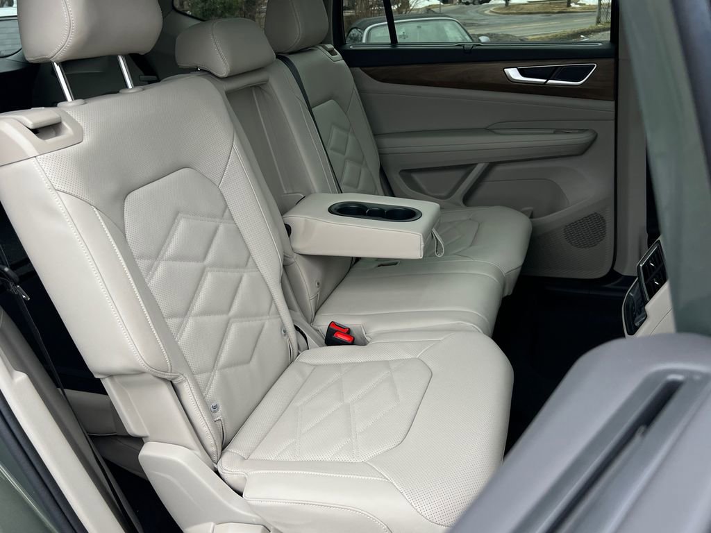 New 2026 Volkswagen Atlas SE image 13