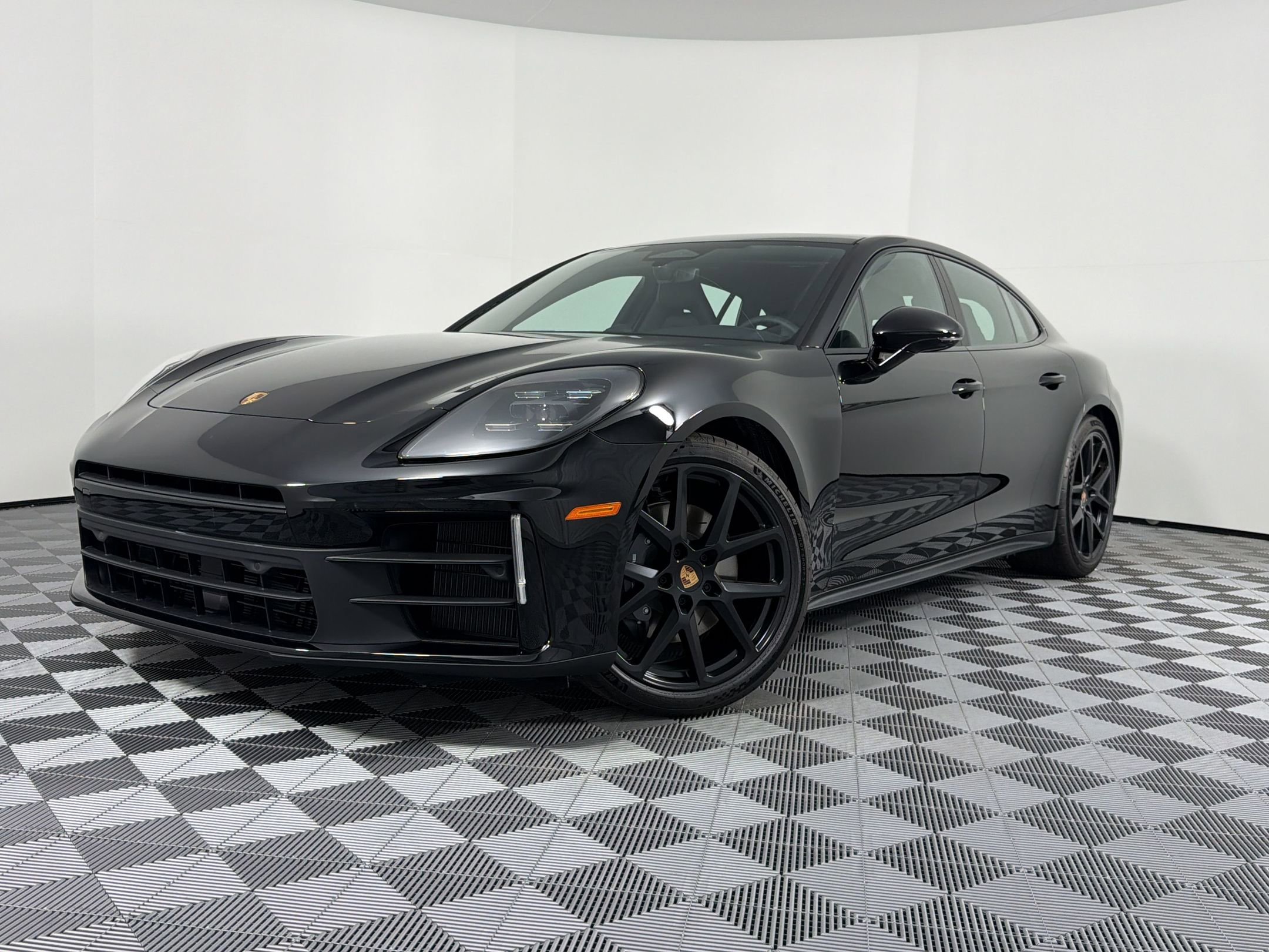 New 2026 Porsche Panamera