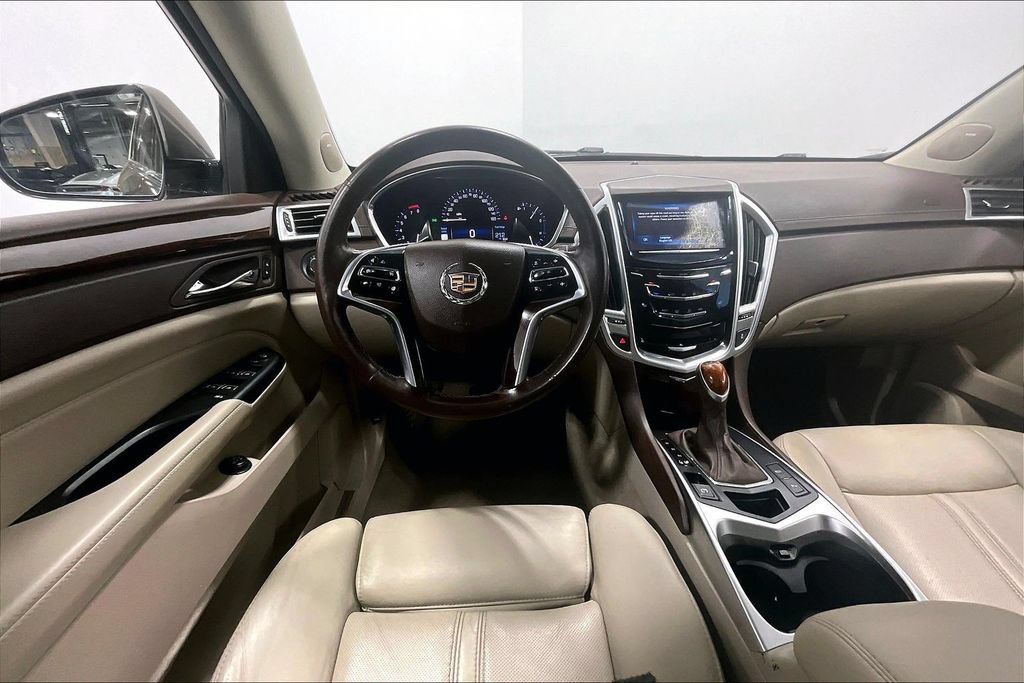 Used 2015 Cadillac SRX Luxury FWD image 6