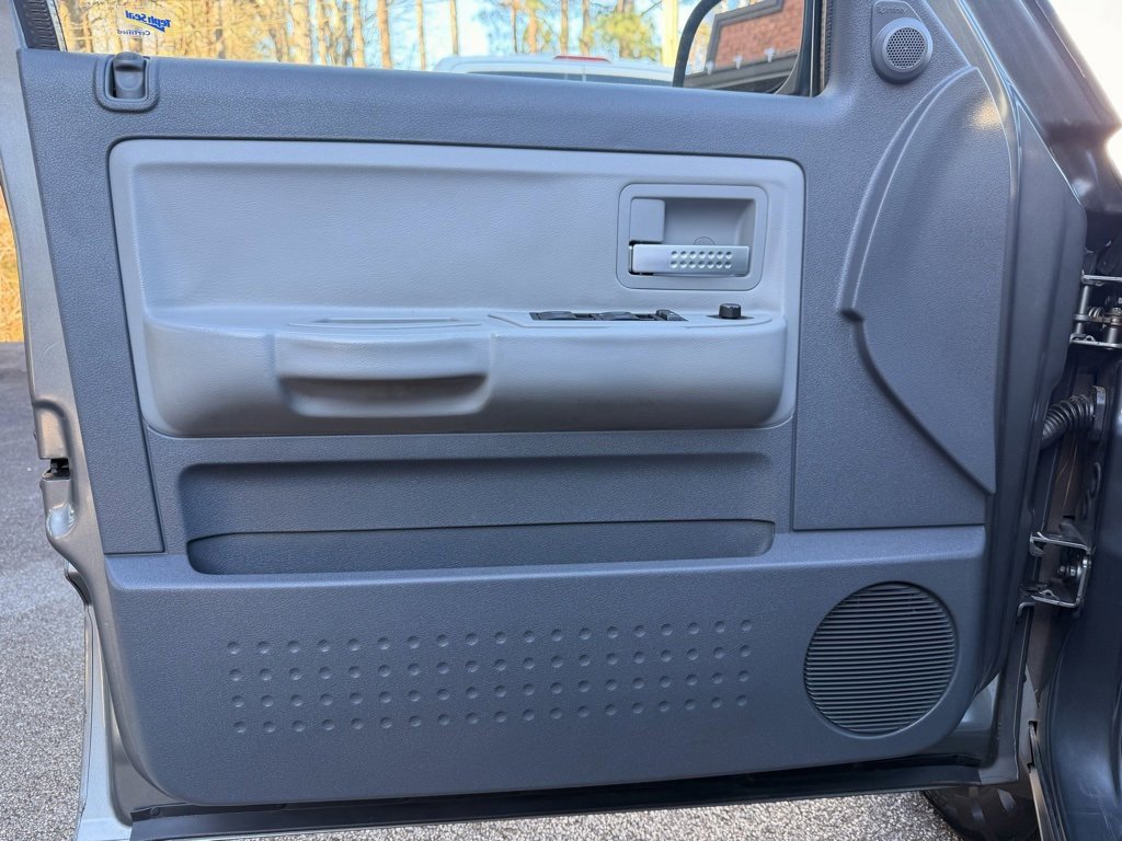 Used 2005 Dodge Dakota Laramie w/ Trailer Tow Group image 19