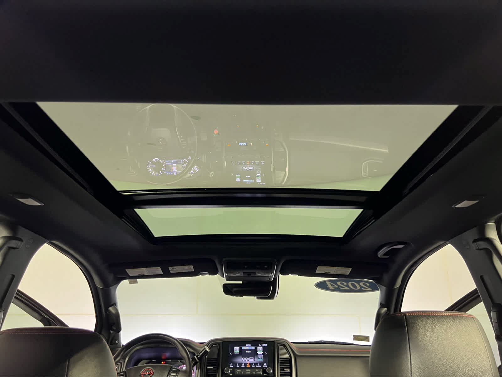 Certified 2024 Nissan Titan PRO-4X w/ Pro-4x Convenience Package AWD/4WD image 14