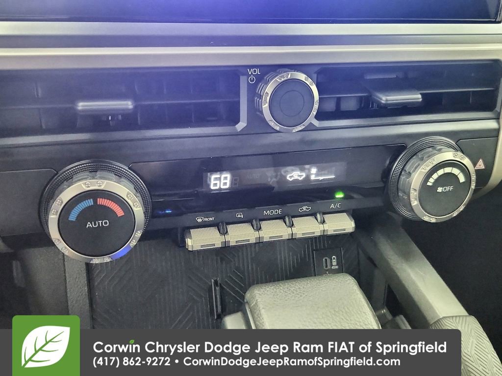 Used 2025 Toyota Tacoma TRD Off-Road image 26