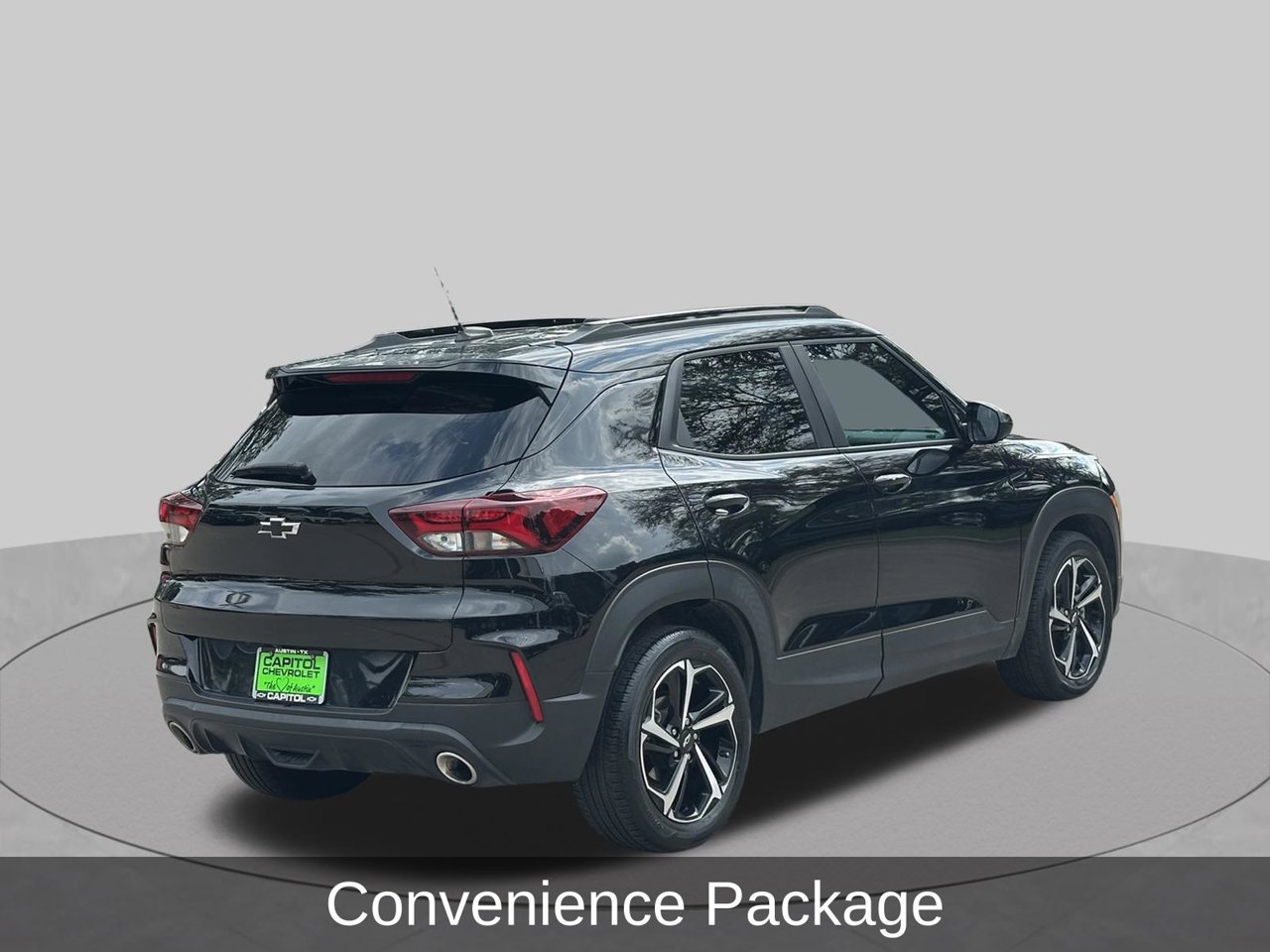 Used 2023 Chevrolet TrailBlazer RS w/ Sun and Liftgate Package FWD image 5